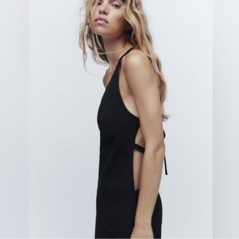 Zara Black asymmetrical top with tie back detail - Picture 4 of 7